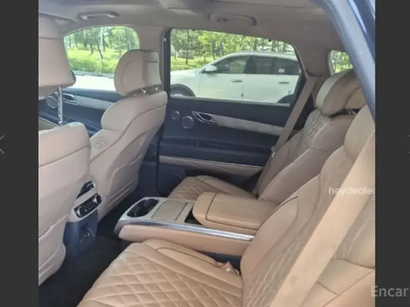 2023 Genesis GV80 с пробегом 90 556 км
