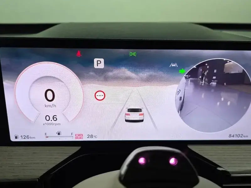 2023 Genesis GV80 с пробегом 84 102 км
