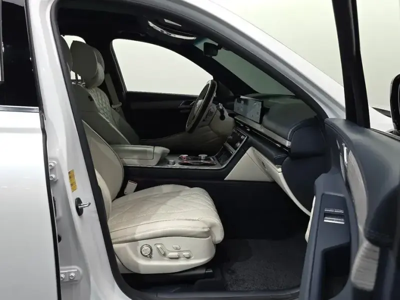 2023 Genesis GV80 с пробегом 84 102 км