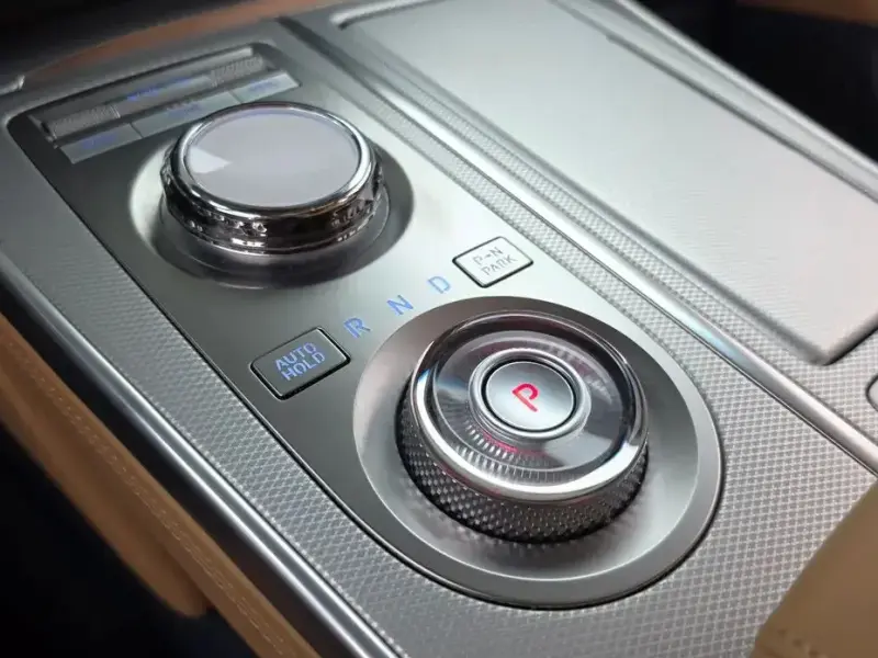 2023 Genesis GV80 с пробегом 73 812 км