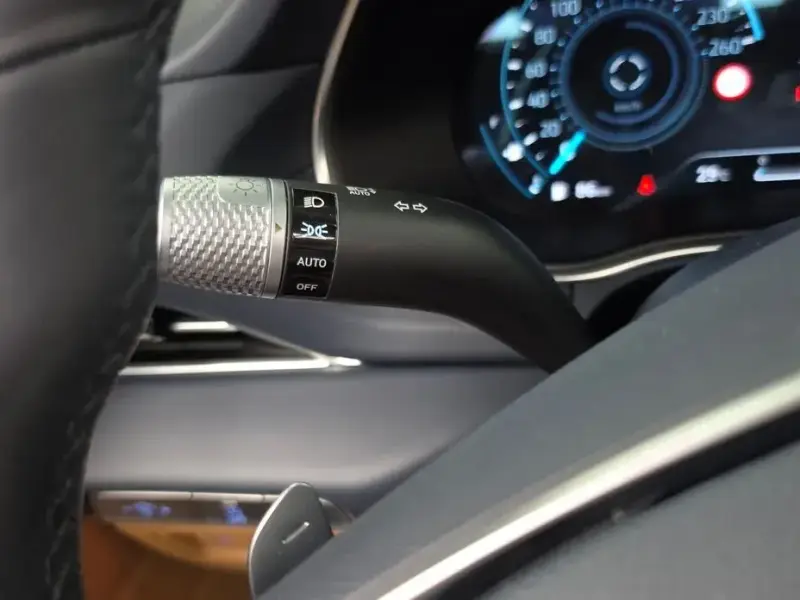 2023 Genesis GV80 с пробегом 73 812 км