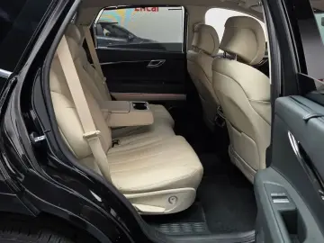 2023 Genesis GV80 с пробегом 62 996 км