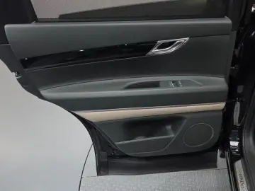 2023 Genesis GV80 с пробегом 62 996 км
