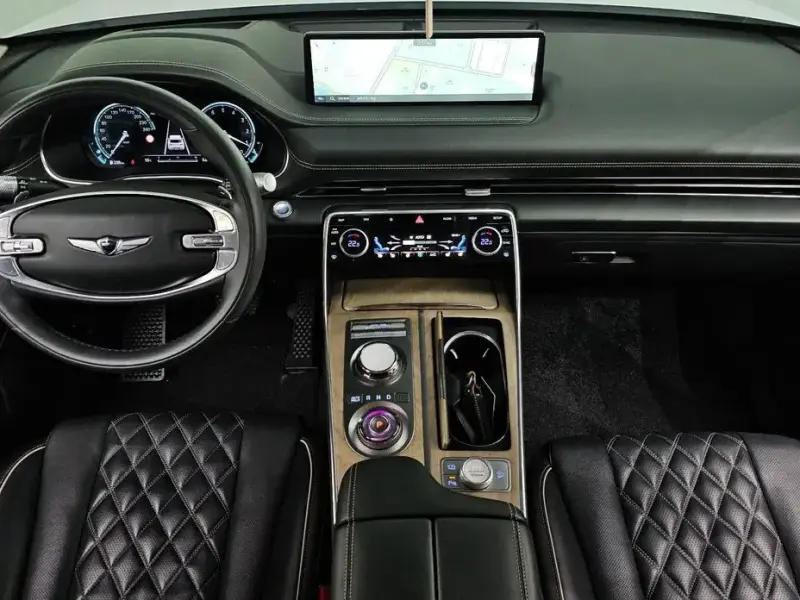 2023 Genesis GV80 с пробегом 51 227 км