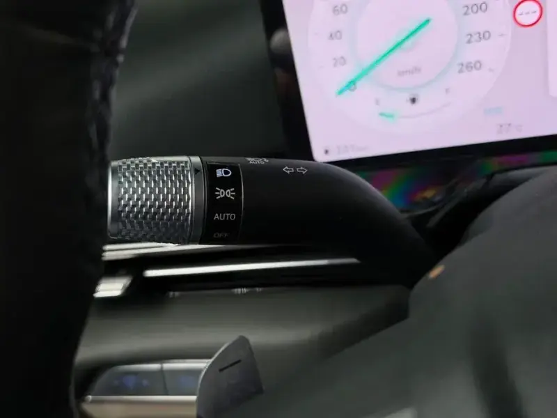 2023 Genesis GV80 с пробегом 62 996 км