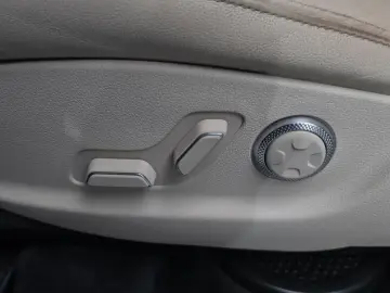 2023 Genesis GV80 с пробегом 62 996 км
