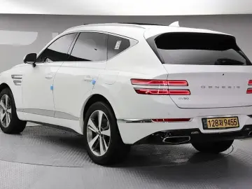 2023 Genesis GV80 с пробегом 47 426 км