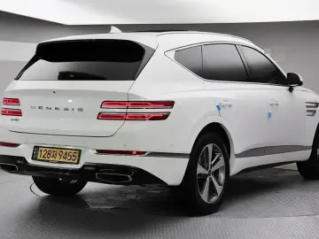 2023 Genesis GV80 с пробегом 47 426 км