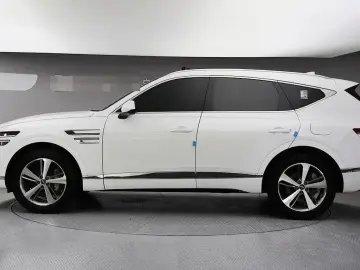 2023 Genesis GV80 с пробегом 47 426 км