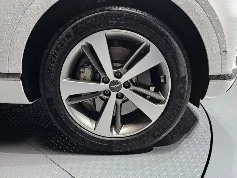 2023 Genesis GV80 с пробегом 41 638 км
