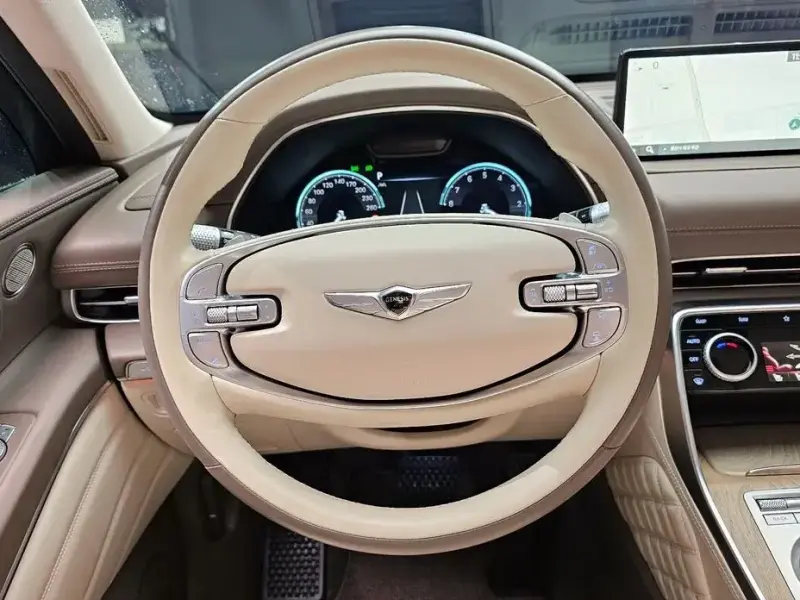 2023 Genesis GV80 с пробегом 41 638 км