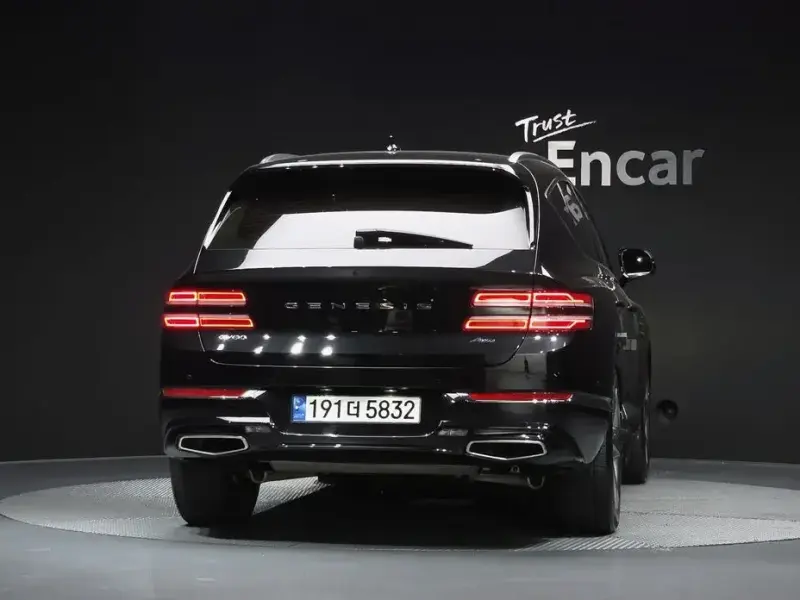 2023 Genesis GV80 с пробегом 78 463 км