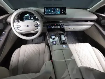 2023 Genesis GV80 с пробегом 78 463 км