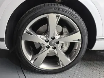 2023 Genesis GV80 с пробегом 38 490 км