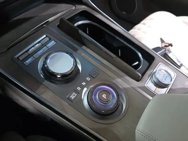 2023 Genesis GV80 с пробегом 78 463 км