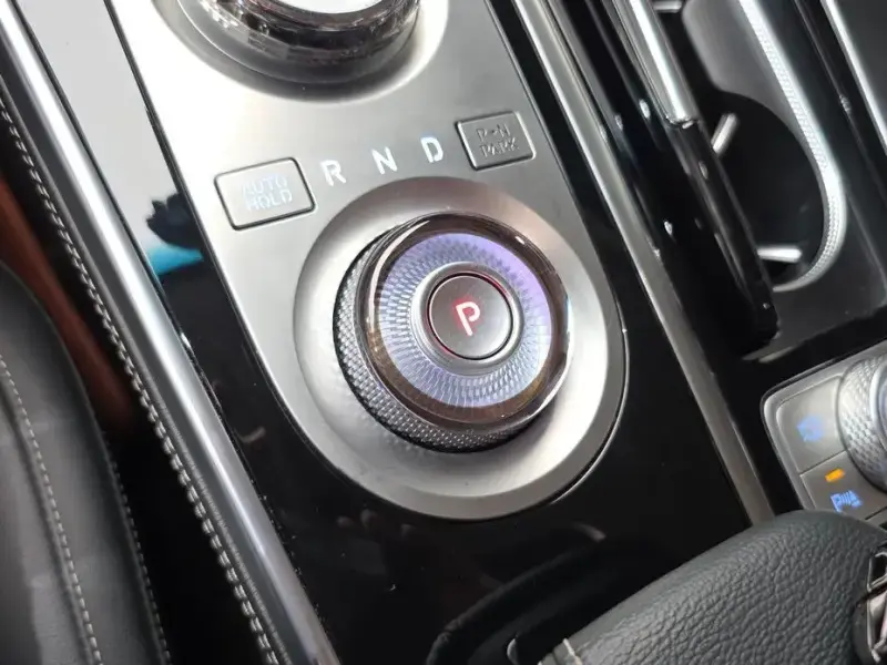 2023 Genesis GV80 с пробегом 38 490 км