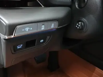 2023 Genesis GV80 с пробегом 38 490 км