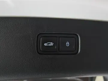 2023 Genesis GV80 с пробегом 38 490 км