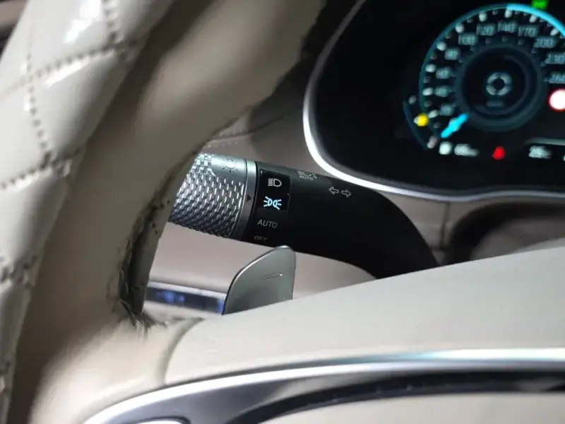 2023 Genesis GV80 с пробегом 78 463 км