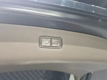2023 Genesis GV80 с пробегом 78 463 км