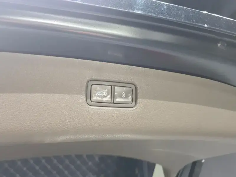 2023 Genesis GV80 с пробегом 78 463 км