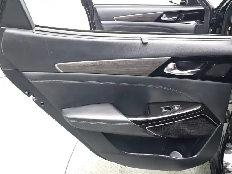2019 Kia K7 с пробегом 92 958 км