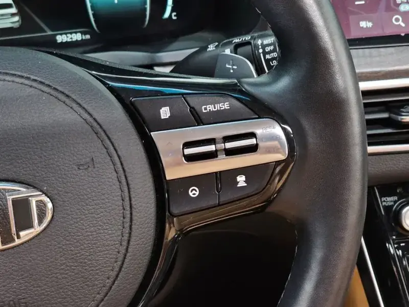 2019 Kia K7 с пробегом 99 298 км
