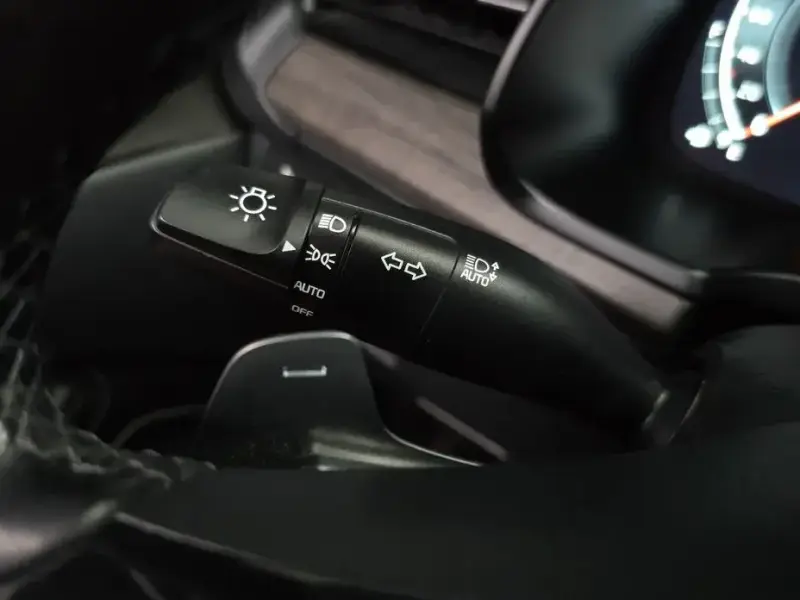 2019 Kia K7 с пробегом 98 546 км