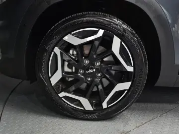 2024 Kia Seltos с пробегом 21 169 км