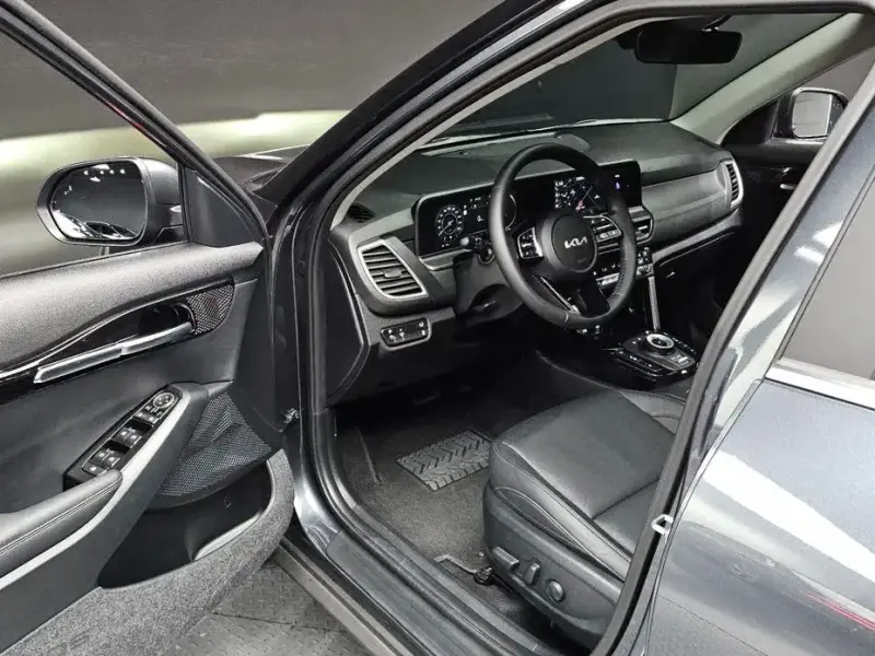 2024 Kia Seltos с пробегом 21 169 км