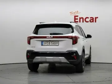 2022 Kia Seltos с пробегом 23 202 км