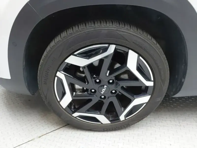 2022 Kia Seltos с пробегом 23 202 км