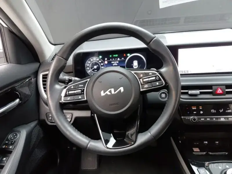 2022 Kia Seltos с пробегом 23 202 км