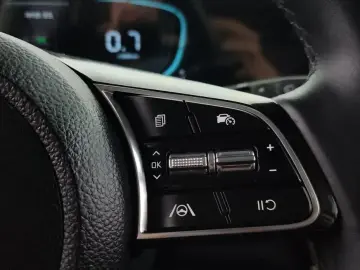 2025 Kia Seltos с пробегом 15 426 км