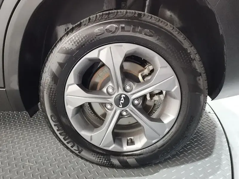 2025 Kia Seltos с пробегом 15 426 км