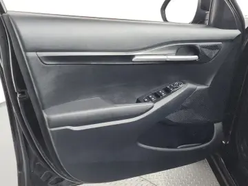 2025 Kia Seltos с пробегом 15 426 км