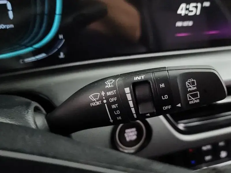 2025 Kia Seltos с пробегом 15 426 км