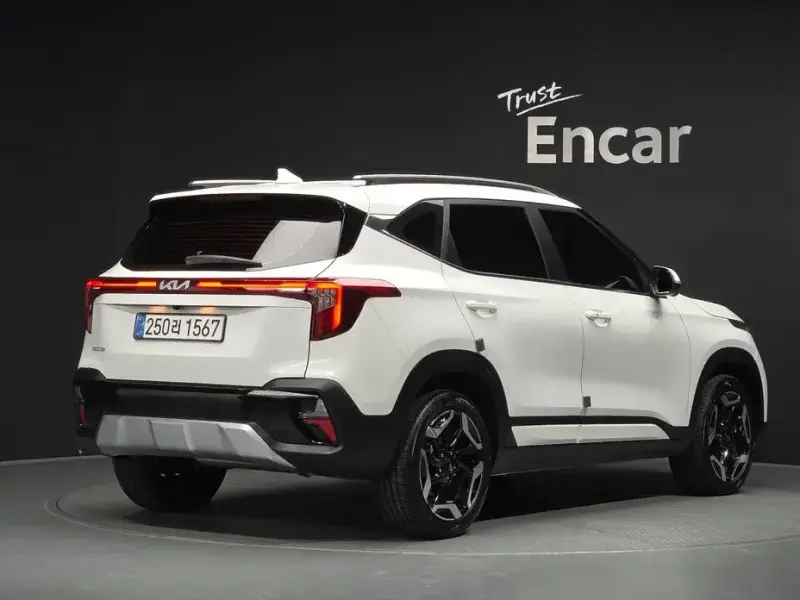 2025 Kia Seltos с пробегом 4 798 км
