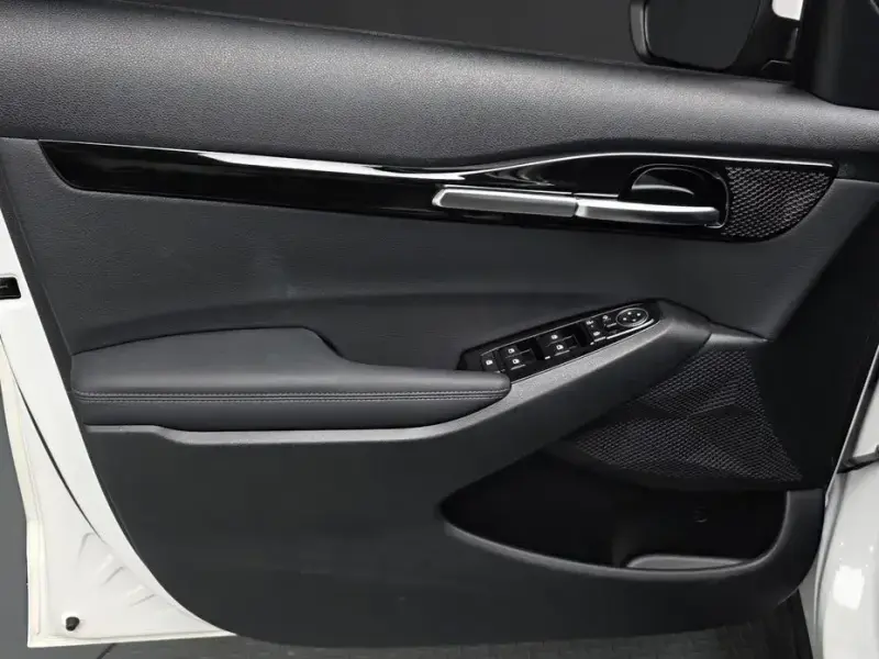 2025 Kia Seltos с пробегом 4 798 км