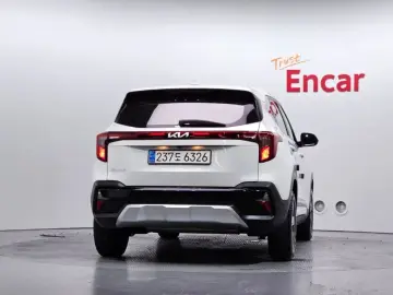 2024 Kia Seltos с пробегом 21 055 км