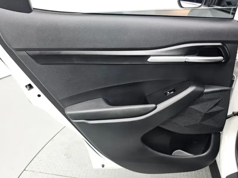 2024 Kia Seltos с пробегом 21 055 км