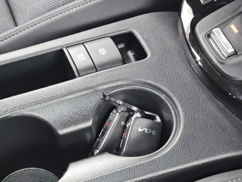 2024 Kia Seltos с пробегом 21 055 км