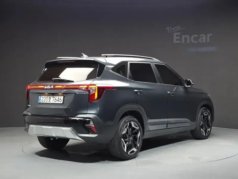 2023 Kia Seltos с пробегом 31 579 км