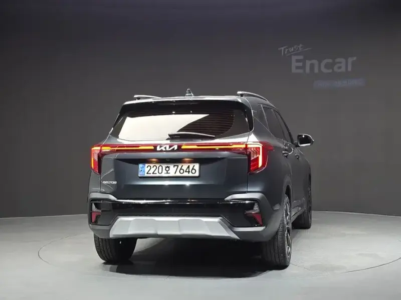 2023 Kia Seltos с пробегом 31 579 км