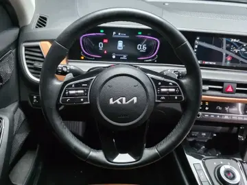 2023 Kia Seltos с пробегом 31 579 км