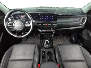 2023 Kia Seltos с пробегом 30 042 км