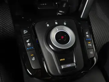 2023 Kia Seltos с пробегом 30 042 км