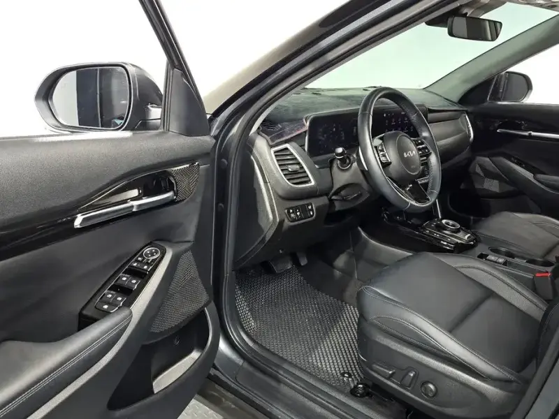 2023 Kia Seltos с пробегом 30 042 км