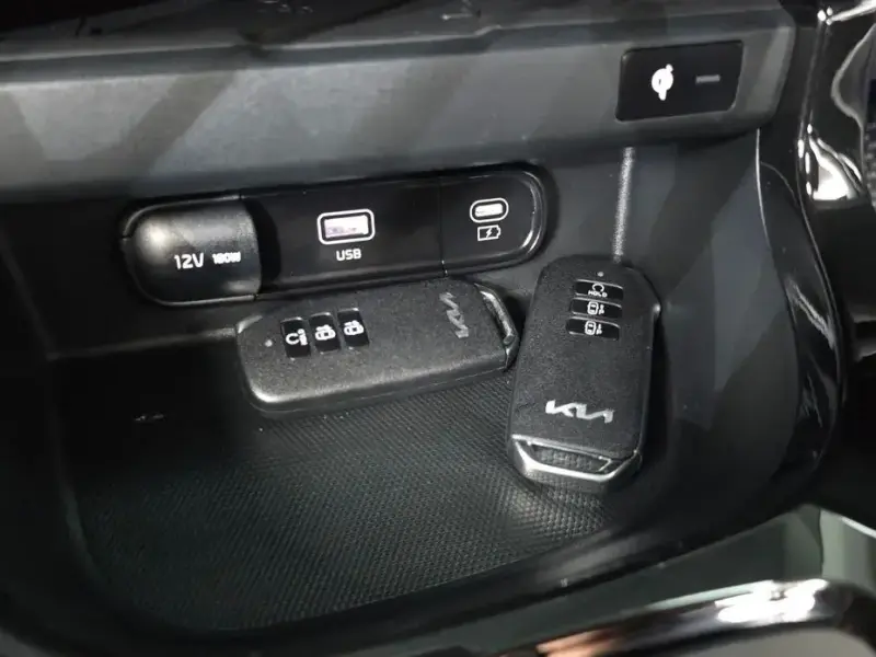 2023 Kia Seltos с пробегом 30 042 км