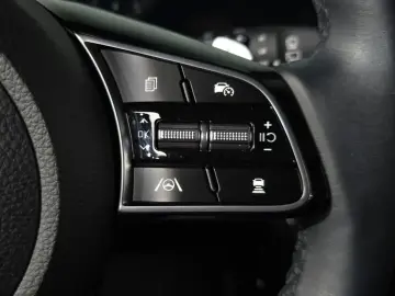 2023 Kia Seltos с пробегом 30 042 км